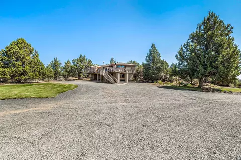 61785 Ten Barr Ranch Rd, Bend, OR 97701 photo 44