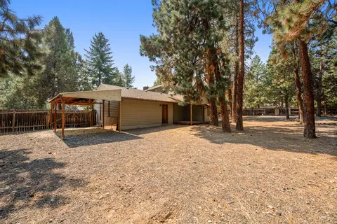 20554 Cambridge Ct, Bend, OR 97702 photo 39