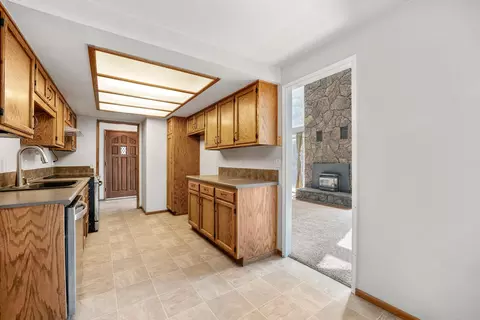 20554 Cambridge Ct, Bend, OR 97702 photo 13