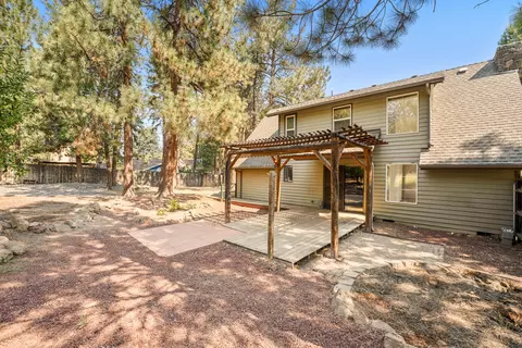 20554 Cambridge Ct, Bend, OR 97702 photo 32
