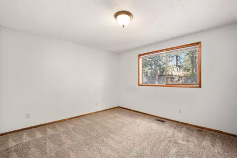 20554 Cambridge Ct, Bend, OR 97702 photo 16