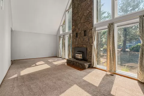 20554 Cambridge Ct, Bend, OR 97702 photo 4