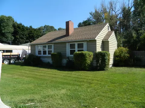 4406 Clinton Ave, Klamath Falls, OR 97603