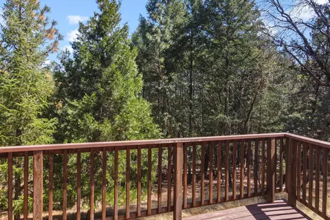 648 Green Tree Loop, Grants Pass, OR 97527 photo 14