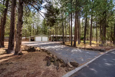 61024 Springcrest Dr, Bend, OR 97702