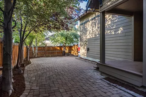 21380 Oakview Dr, Bend, OR 97701 photo 22