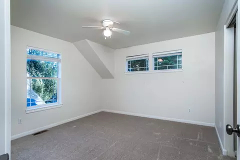 21380 Oakview Dr, Bend, OR 97701 photo 30