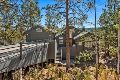 1985 NW Trenton Ave, Bend, OR 97703