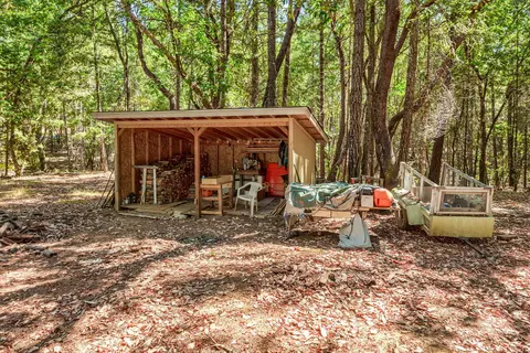 301 E Crow Rd, Merlin, OR 97532 photo 5