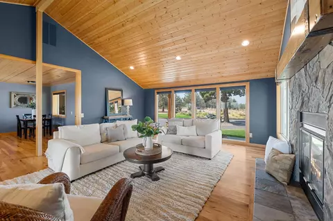 65300 Concorde Ln, Bend, OR 97703 photo 9