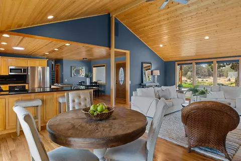 65300 Concorde Ln, Bend, OR 97703 photo 18