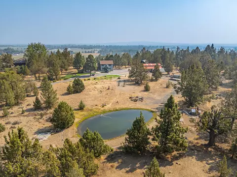 65300 Concorde Ln, Bend, OR 97703 photo 5