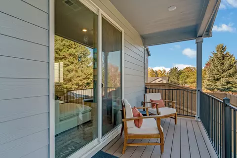 Exterior - 63220 Peale St, Bend, OR 97701 photo 2 of 2