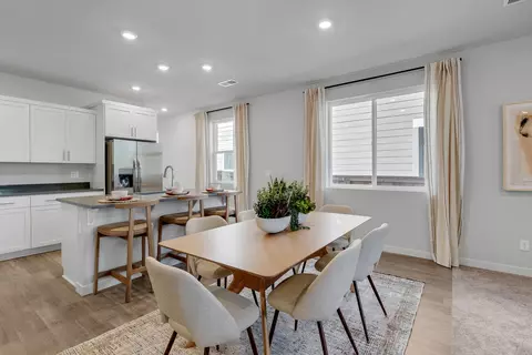 Dining - 63220 Peale St, Bend, OR 97701 photo 1 of 2