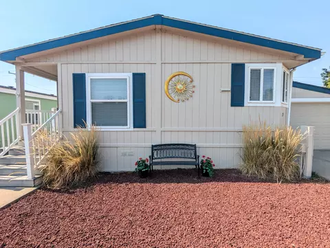 1001 SE 15th St #215, Bend, OR 97702
