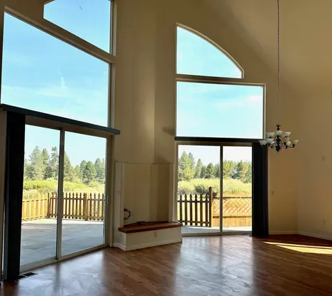 17364 Beaver Pl, Bend, OR 97707 photo 11