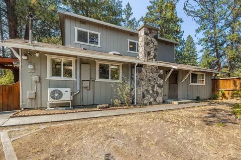 18995 Baker Rd, Bend, OR 97702 photo 2