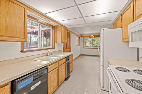 18995 Baker Rd, Bend, OR 97702 photo 21