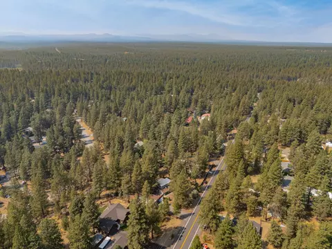 18995 Baker Rd, Bend, OR 97702 photo 63
