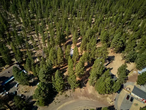 15352 Bear St, La Pine, OR 97739 photo 4