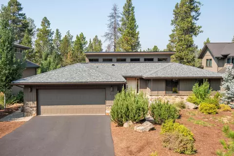17798 Big Leaf Ln, Sunriver, OR 97707