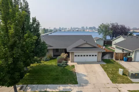 2073 NElk St, Prineville, OR 97754