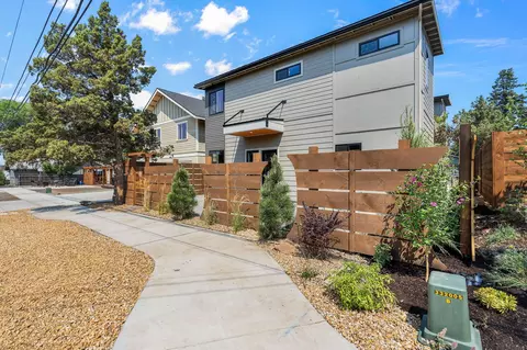 446 NE Burnside Avenue Apt 1 2 3 Ave #1, 2 & 3, Bend, OR 97701 photo 3