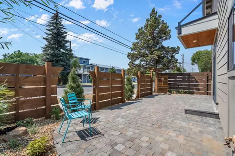 446 NE Burnside Avenue Apt 1 2 3 Ave #1, 2 & 3, Bend, OR 97701 photo 8