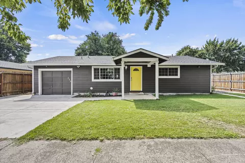334 Arnwood St, Medford, OR 97501