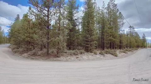 52266 Dustan Rd, La Pine, OR 97739