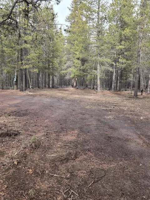 52266 Dustan Rd, La Pine, OR 97739 photo 5