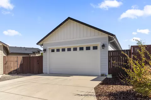 451 S Haskell St, Central Point, OR 97502 photo 25