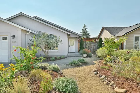 432 Westminster Dr, Eagle Point, OR 97524 photo 4