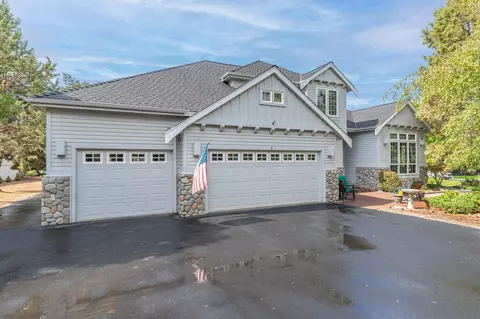 2315 Linnet Ln, Redmond, OR 97756