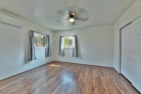 Bedroom - 750 Ayres Rd, Eagle Point, OR 97524 photo 1 of 2