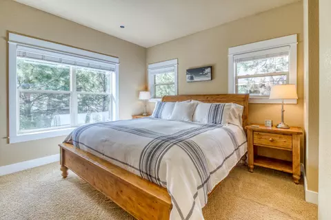 19697 Winter Wren Loop, Bend, OR 97702 photo 19