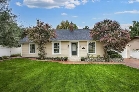 1001 Tolman Creek Rd, Ashland, OR 97520