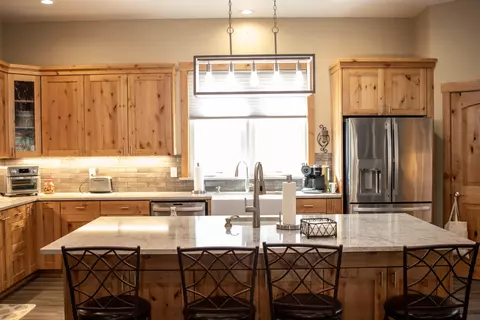 12404 Beechwood Dr, La Pine, OR 97739 photo 5