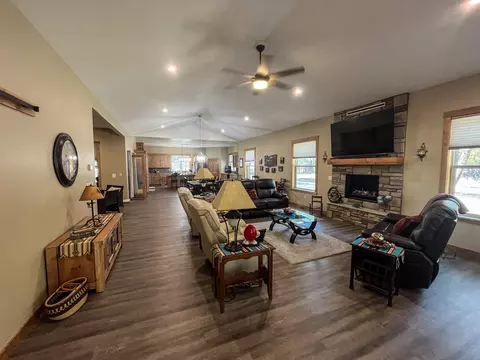 12404 Beechwood Dr, La Pine, OR 97739 photo 14