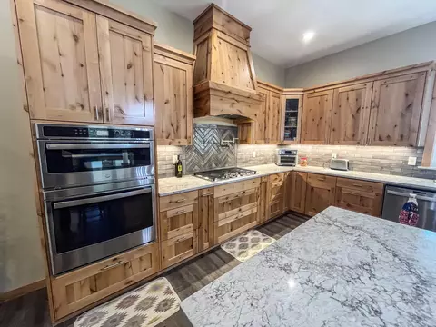 12404 Beechwood Dr, La Pine, OR 97739 photo 8