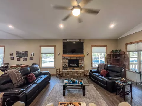 12404 Beechwood Dr, La Pine, OR 97739 photo 11