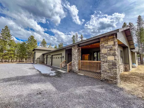 12404 Beechwood Dr, La Pine, OR 97739