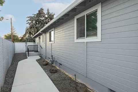 Other - 775 S 4th St, Central Point, OR 97502 photo 6 of 7
