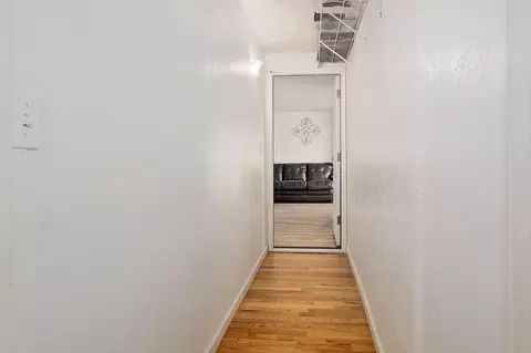 Entry Way - 775 S 4th St, Central Point, OR 97502 photo 1 of 1