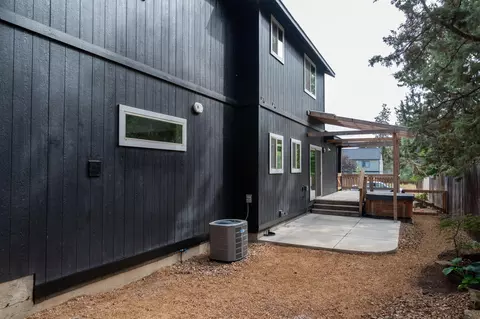 61343 SE Kobe St, Bend, OR 97702 photo 12