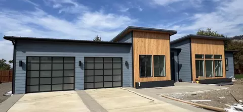 3383 Viewpoint Dr #9110, Medford, OR 97504