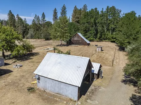 6446 Holland Loop Rd, Cave Junction, OR 97523 photo 26
