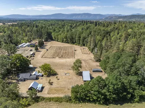 6446 Holland Loop Rd, Cave Junction, OR 97523 photo 39