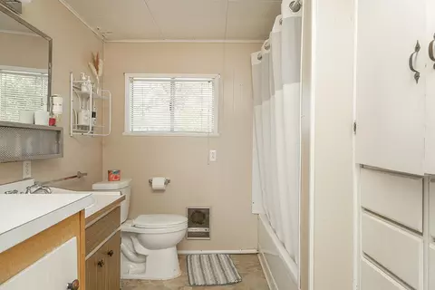 6446 Holland Loop Rd, Cave Junction, OR 97523 photo 19