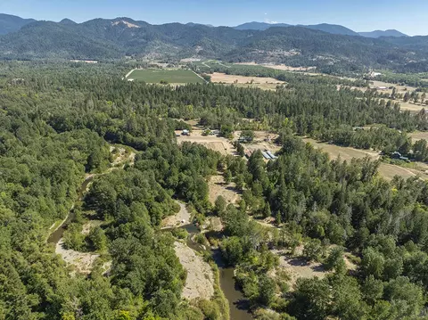 6446 Holland Loop Rd, Cave Junction, OR 97523 photo 42